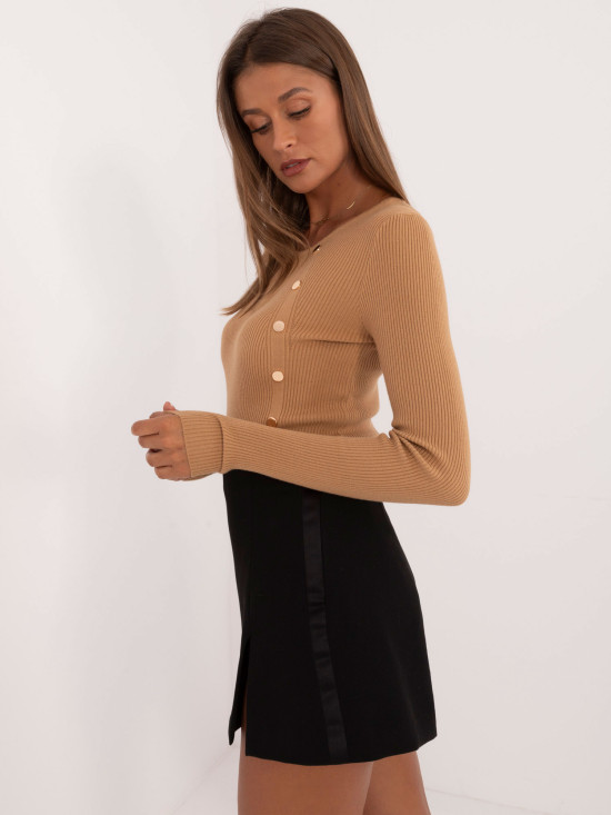 Elegantni camel pulover