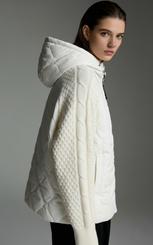 Ženska prehodna jakna s pletenimi rokavi ecru