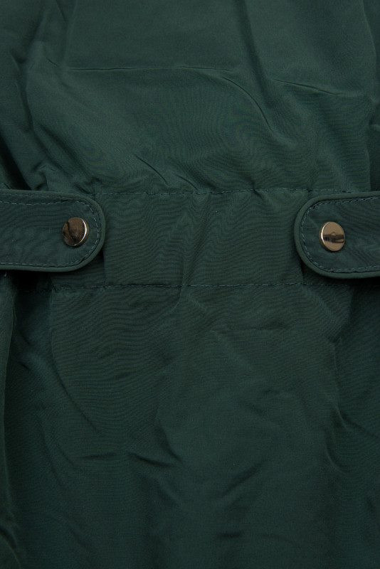 Temno zelena zimska parka z rjavim plišem