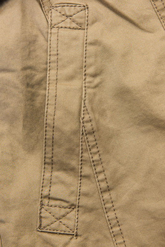 Bež plašč/trenčkot