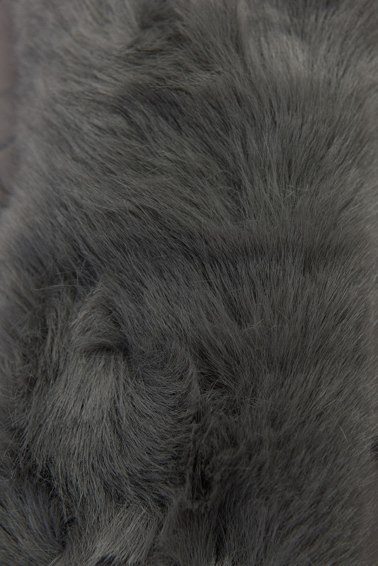 Prešita zimska jakna s snemljivo kapuco - sivo-rjava