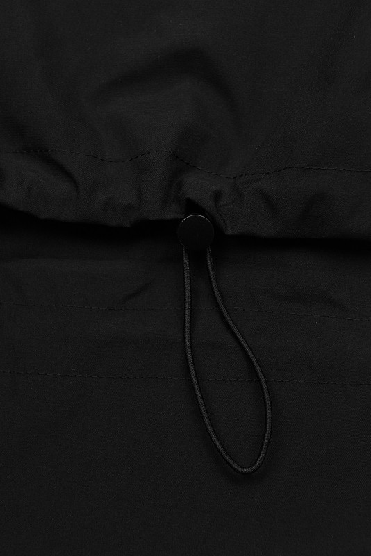 Ženska prehodna jakna s kapuco črna