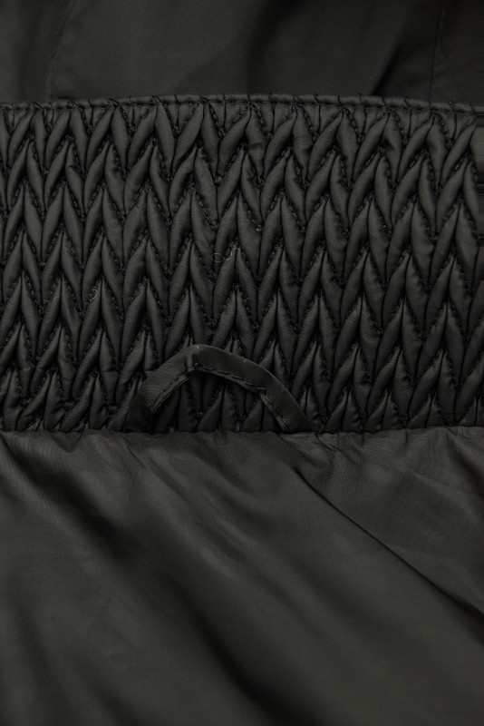 Prešita ženska pomladna jakna do pasu črna