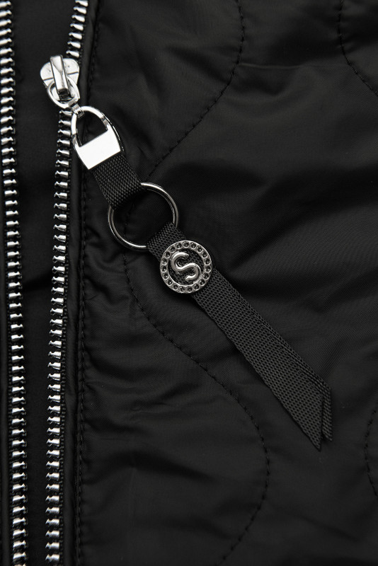 Ženska prehodna jakna s pletenimi rokavi črna