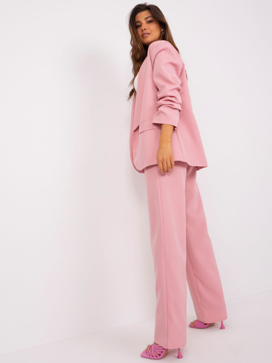 Svetlo roza ženska oversize blazer