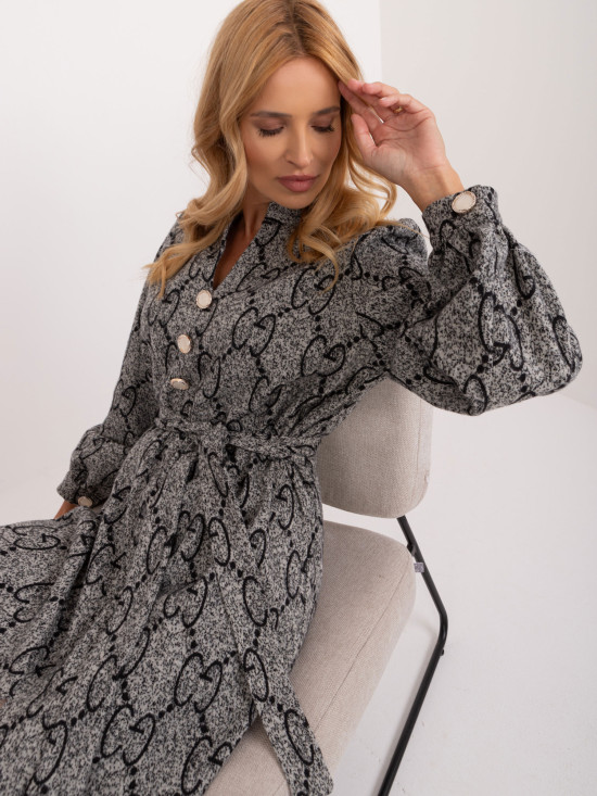 Elegantna siva midi obleka z dolgimi rokavi