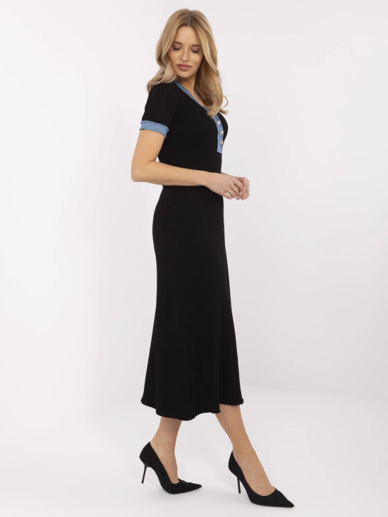 Elegantna midi obleka s kratkimi rokavi