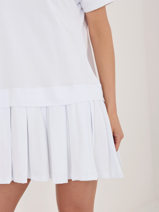 Bela razširjena mini obleka s kratkimi rokavi