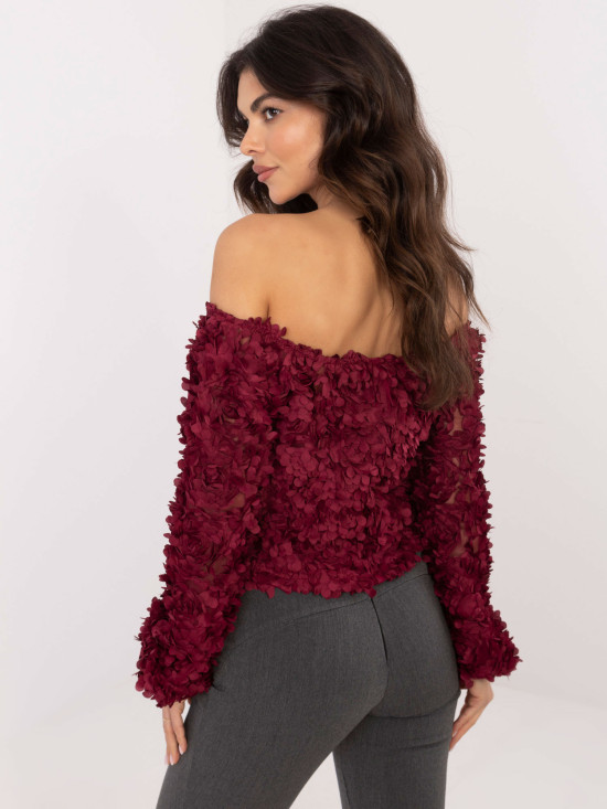 Elegantna bordo bluza z odprtimi rameni