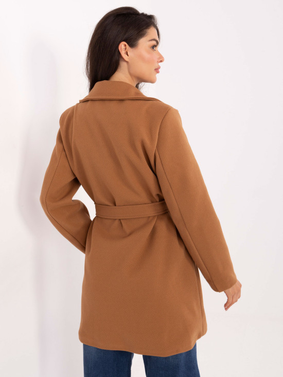 Eleganten prehodni plašč v camel barvi