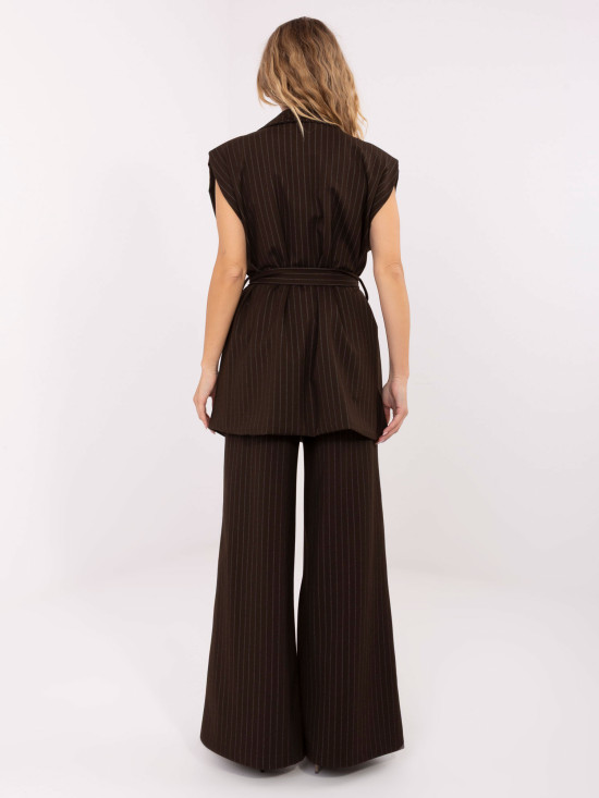 Elegantni rjav črtast telovnik s pasom