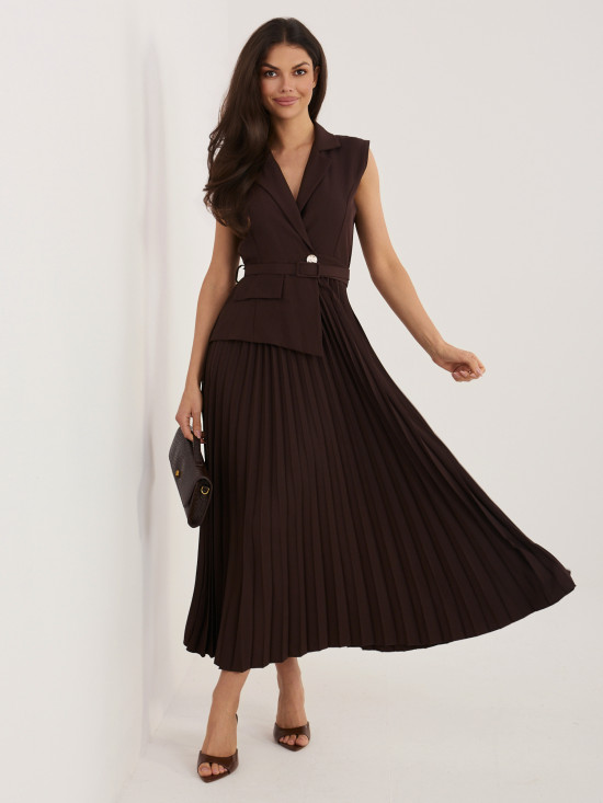 Elegantna rjava midi obleka s pasom in bleščicami