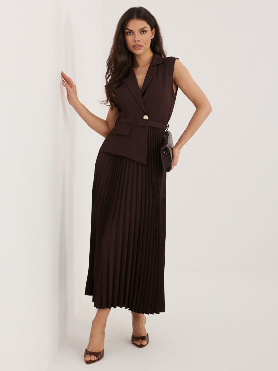 Elegantna rjava midi obleka s pasom in bleščicami