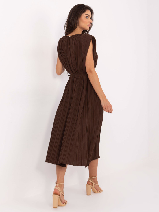Elegantna midi obleka v temno rjavi barvi