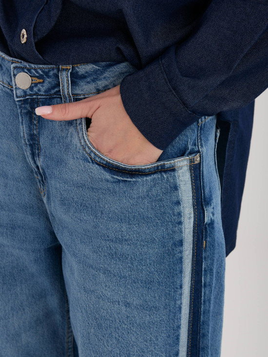 Ženske ravne kavbojke z okrasnimi črtami, temno modre