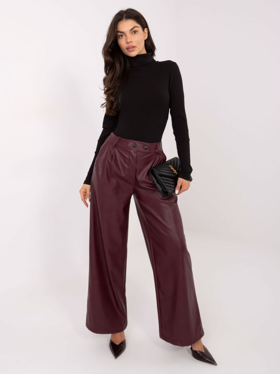 Črna rebrasta puli bluza