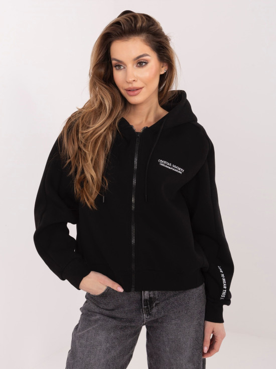 Kratka črna kapucarica z zadrgo