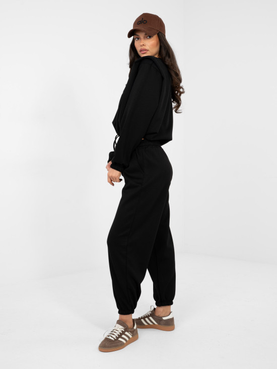 Črn ženski komplet z zavezovanjem in ramenskimi blazinicami