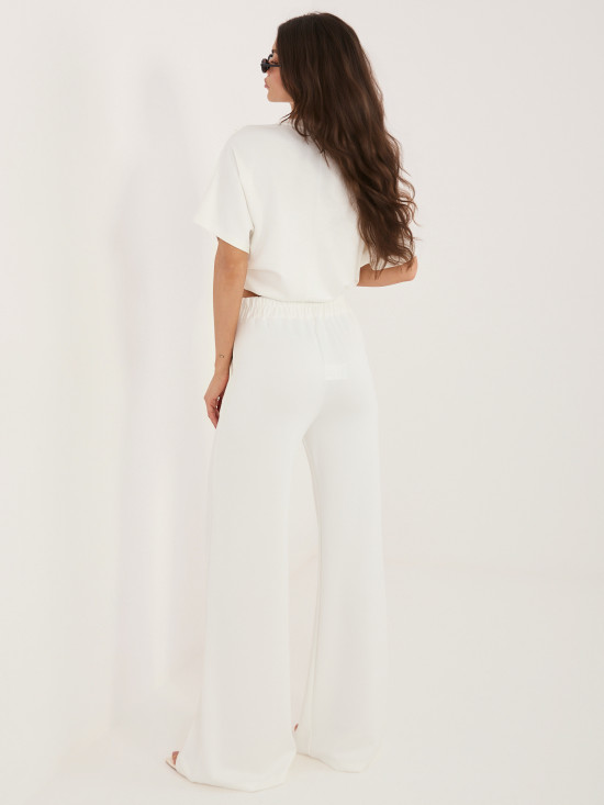 Elegantni komplet bluza in hlače ecru