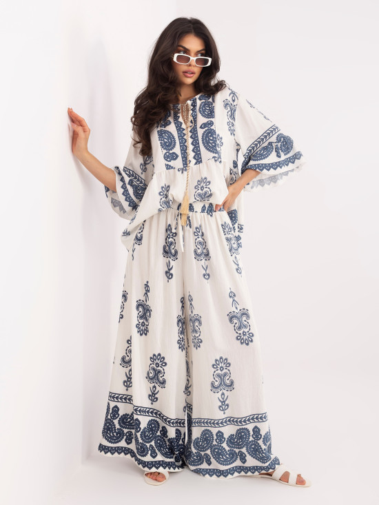 Ženski komplet z vzorcem in zavezovanjem ecru