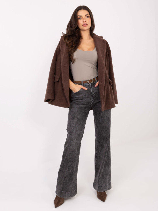 Bež top brez rokavov z okroglim izrezom