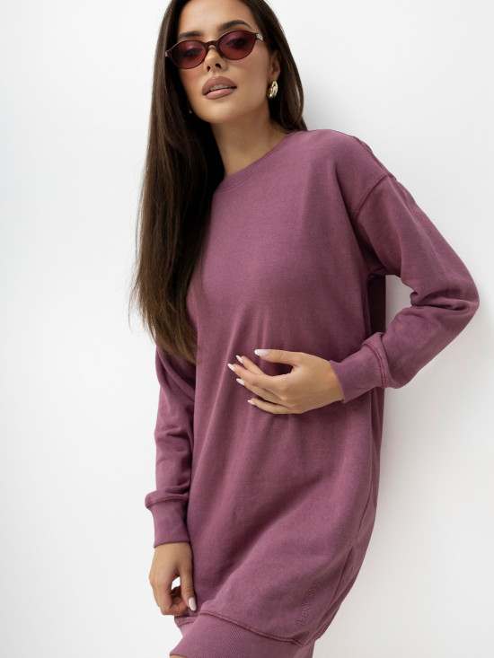 Vijolična oversize obleka z dolgimi rokavi