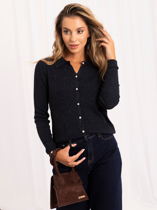 Eleganten temno moder polo pulover z ovratnikom