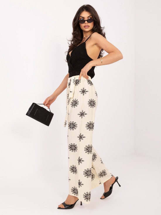 Bež palazzo hlače s pasom