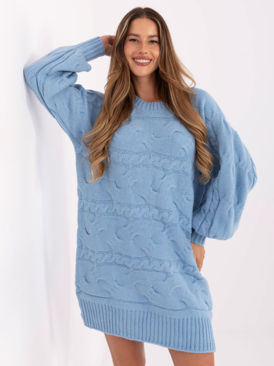 Oversize pulover v svetlo modri barvi