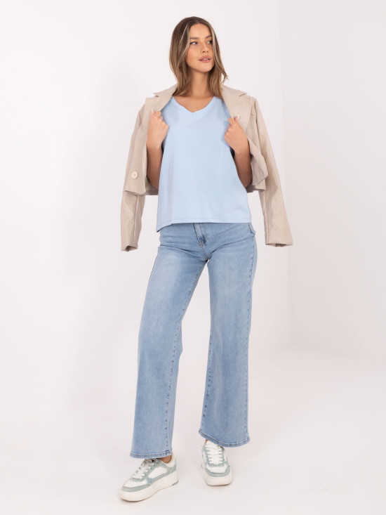 Ženska svetlo modra majica z V-izrezom