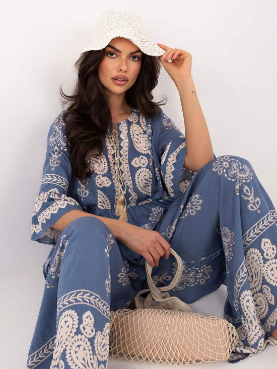 Moder ženski komplet s potiskom in zavezovanjem