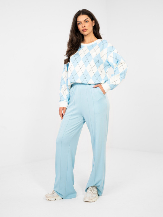 Ženske široke športne hlače v svetlo modri barvi