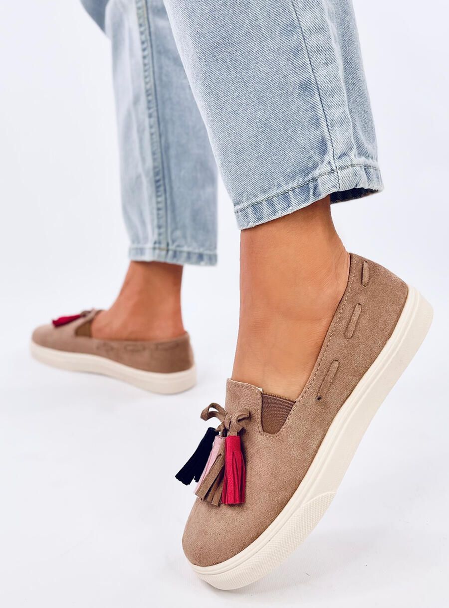 Rjave slip-on espadrile z resicami