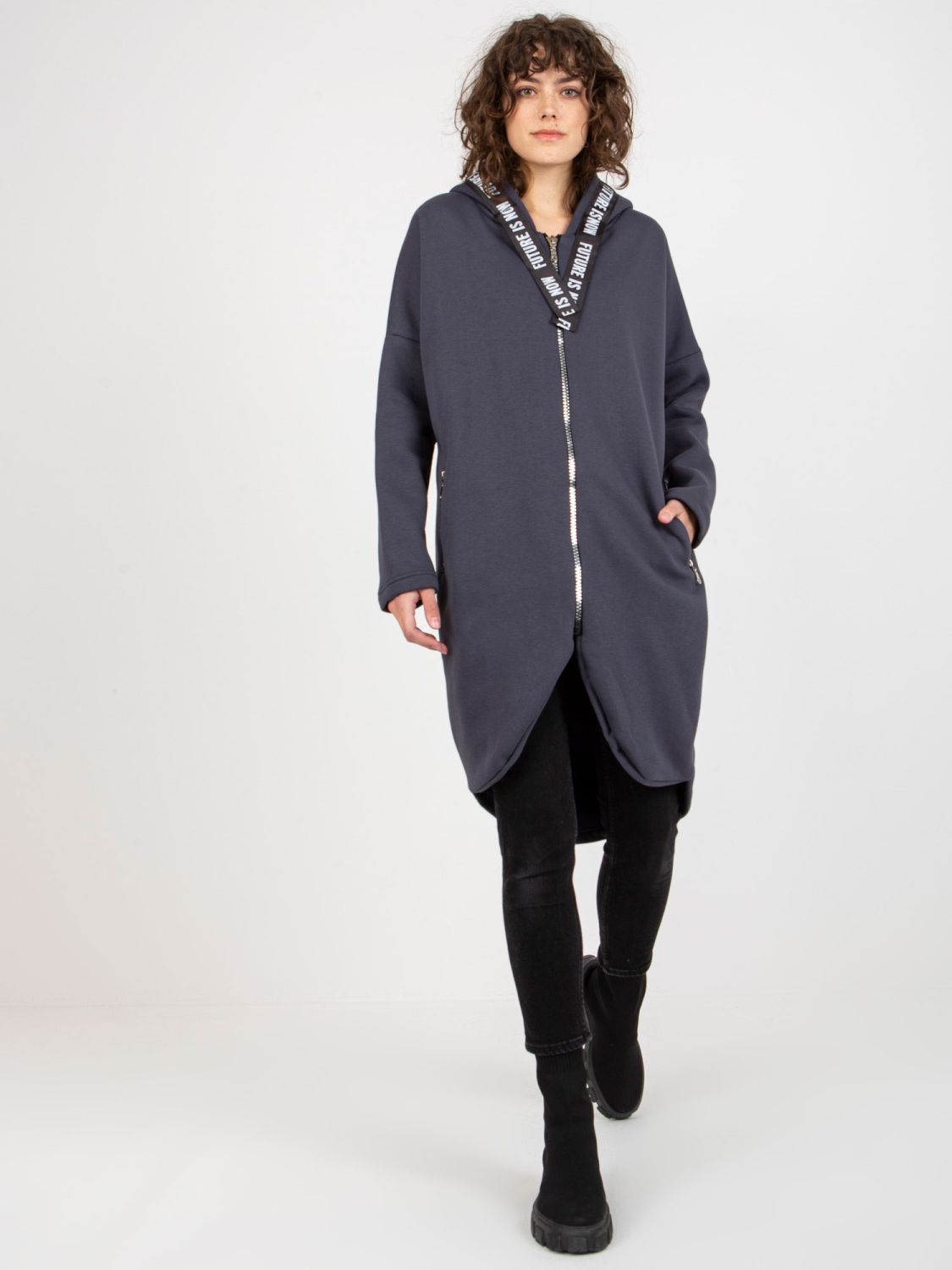 Grafitna dolga oversize jopica