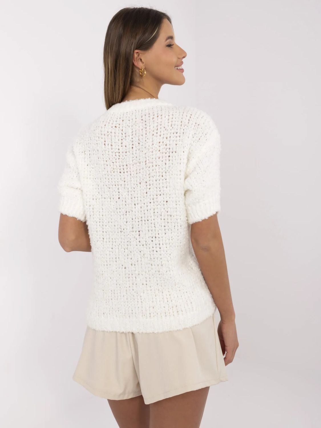 Eleganten ecru pulover