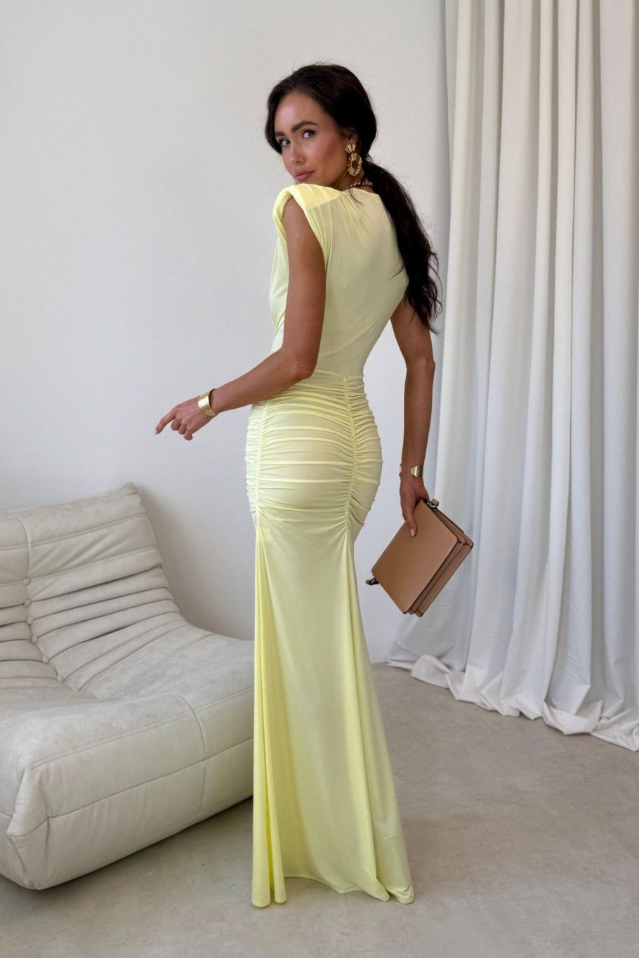 Noelia – maxi obleka v rumeni barvi