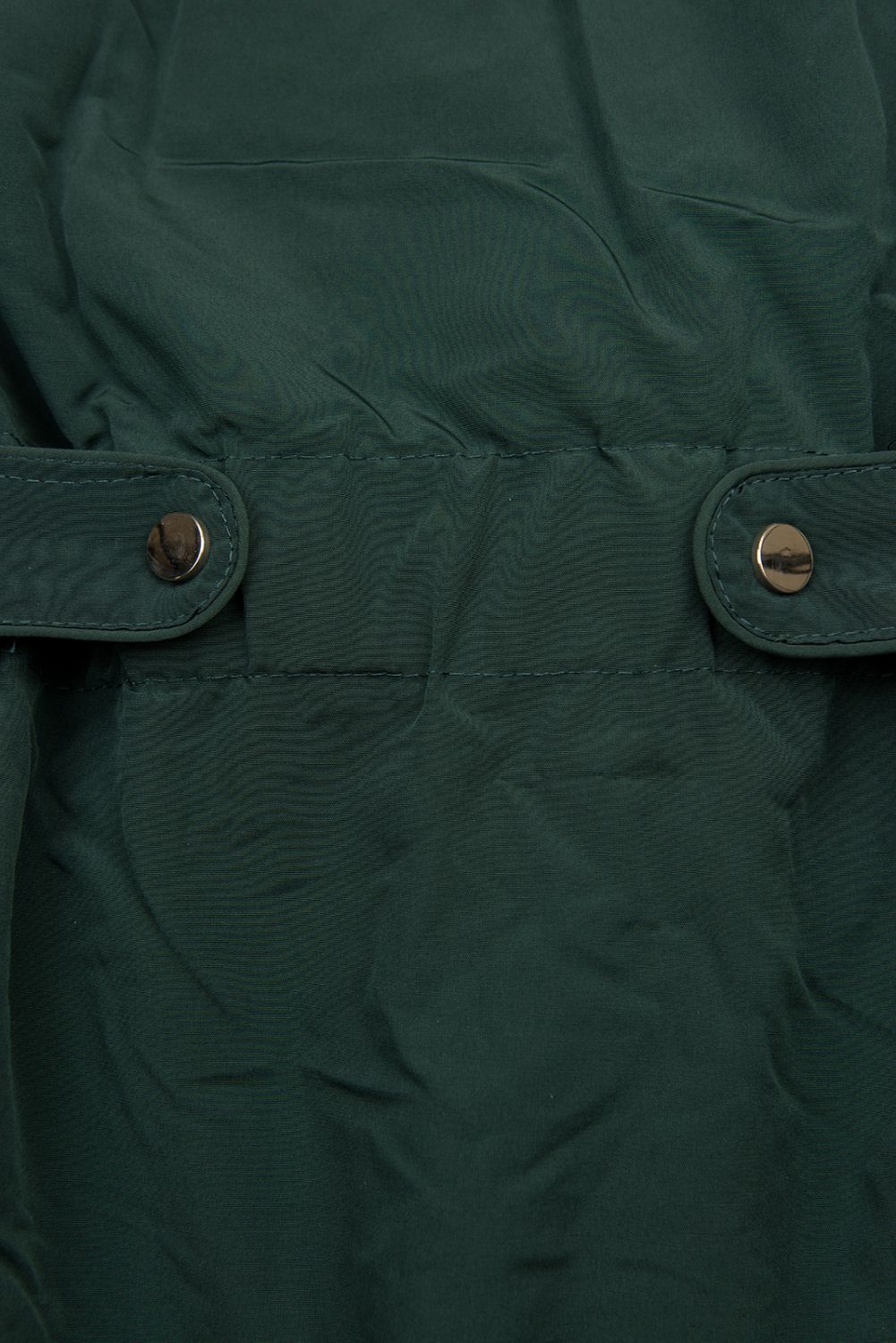 Temno zelena zimska parka z rjavim plišem