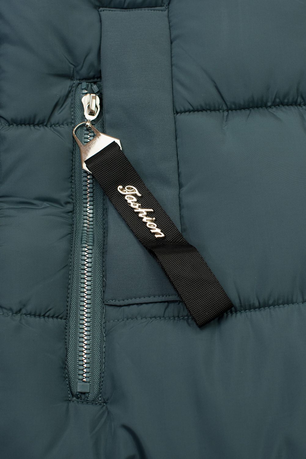 Petrolejno zelena dolga zimska jakna s krznom