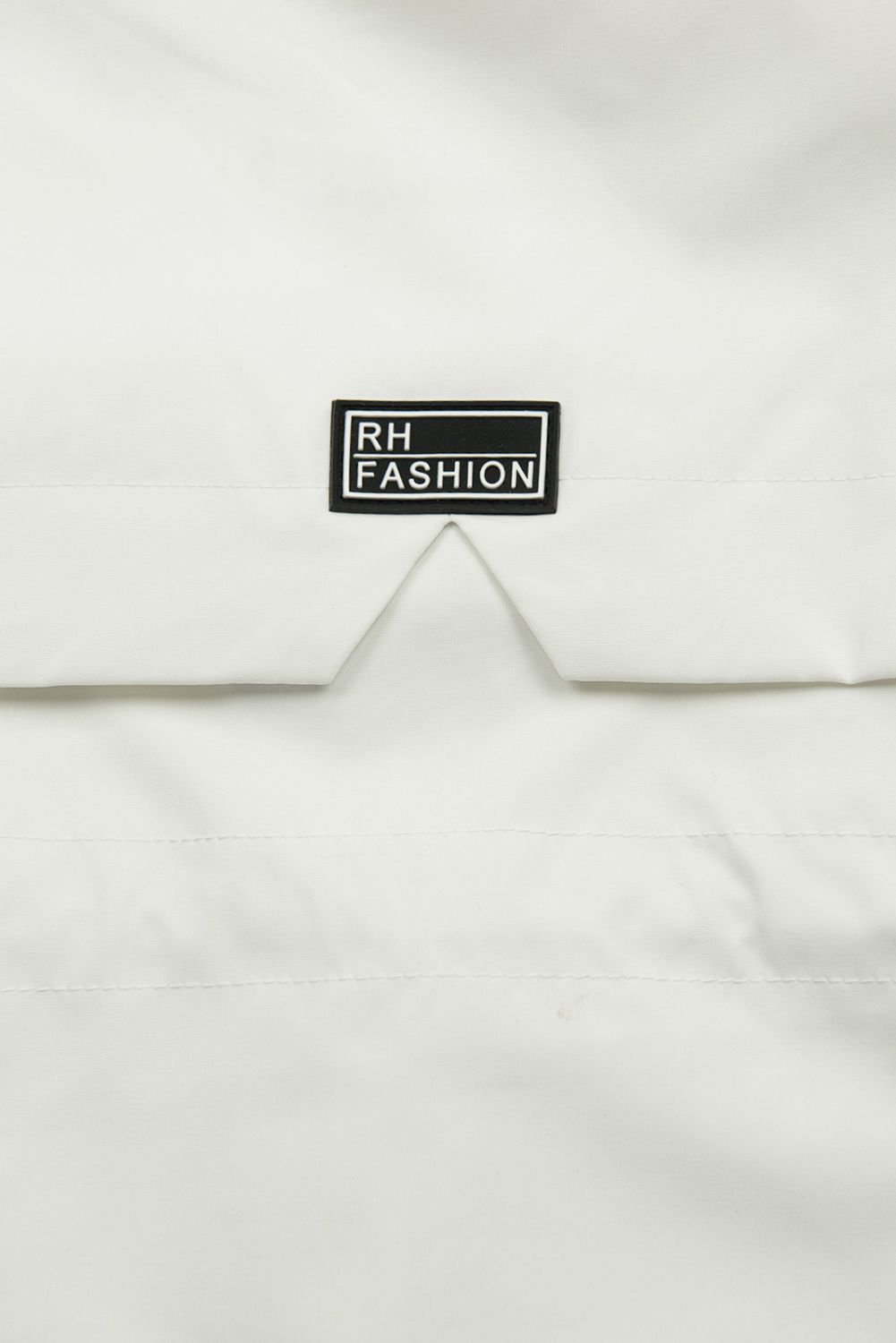 Ženska parka z zlatimi detajli bela