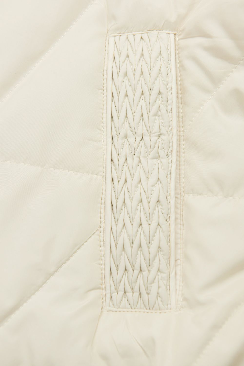 Prešita ženska pomladna jakna do pasu ecru