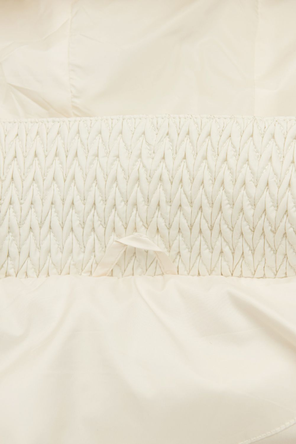 Prešita ženska pomladna jakna do pasu ecru