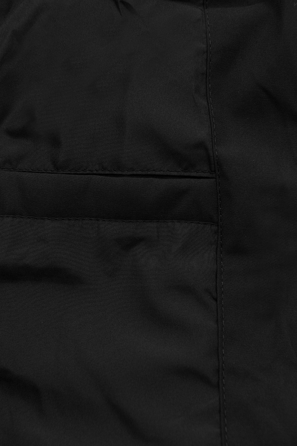 Ženska prehodna parka s snemljivo kapuco črna