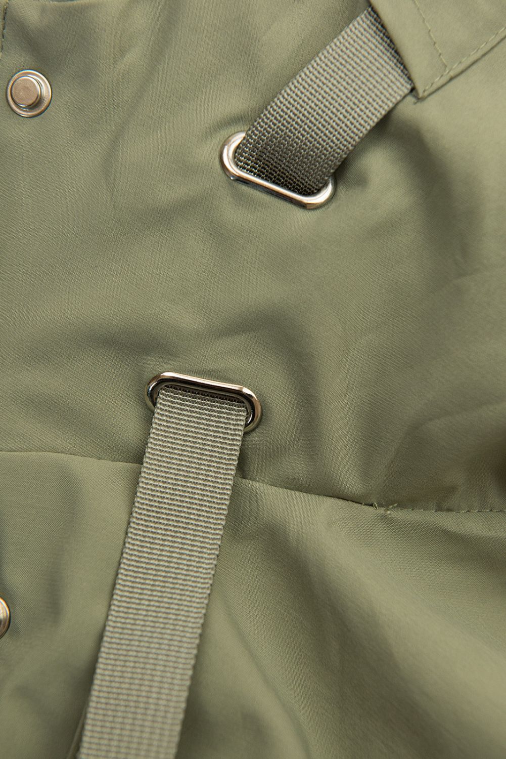 Spomladanska parka z veliko kapuco khaki