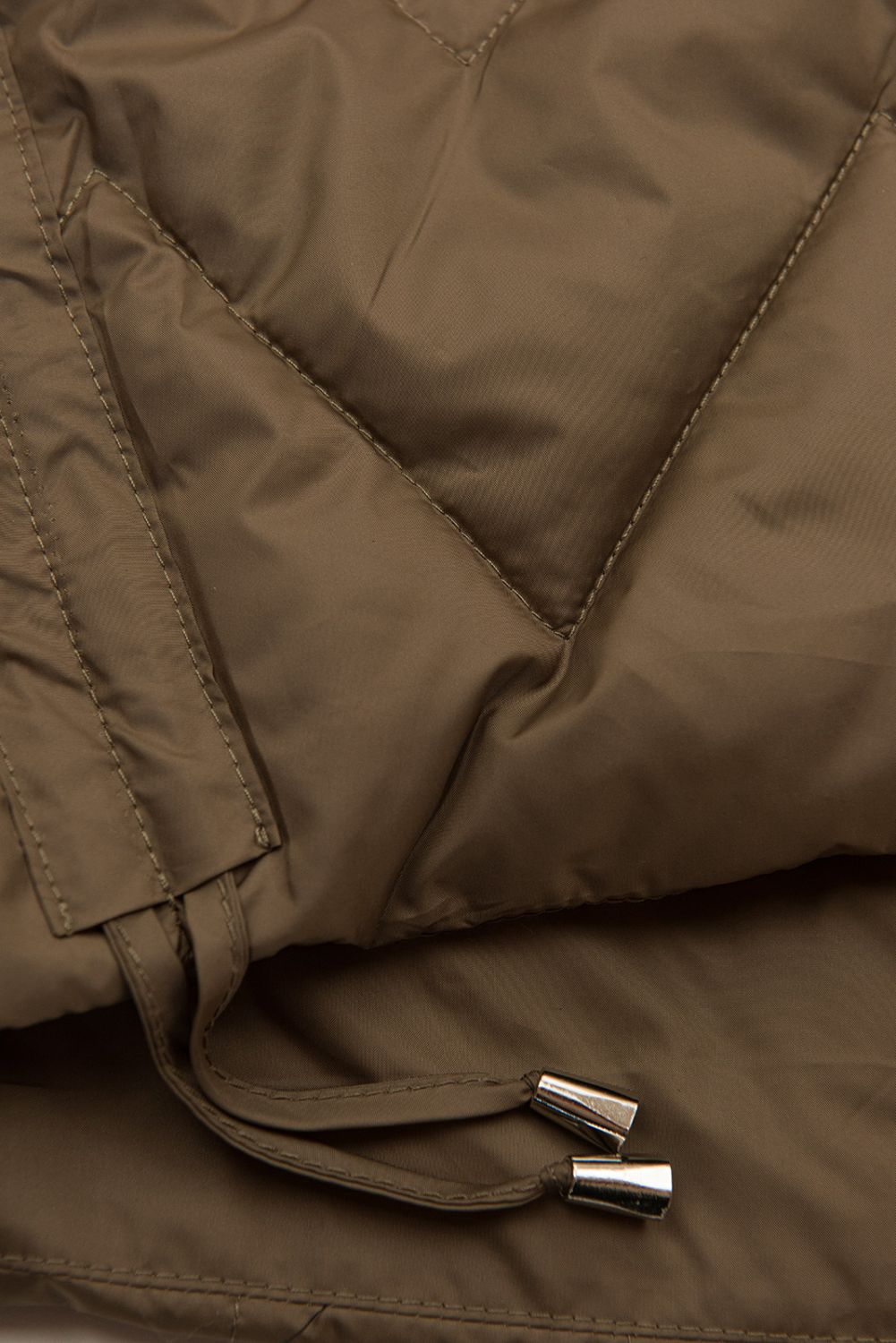 Čokoladno rjav dolg telovnik