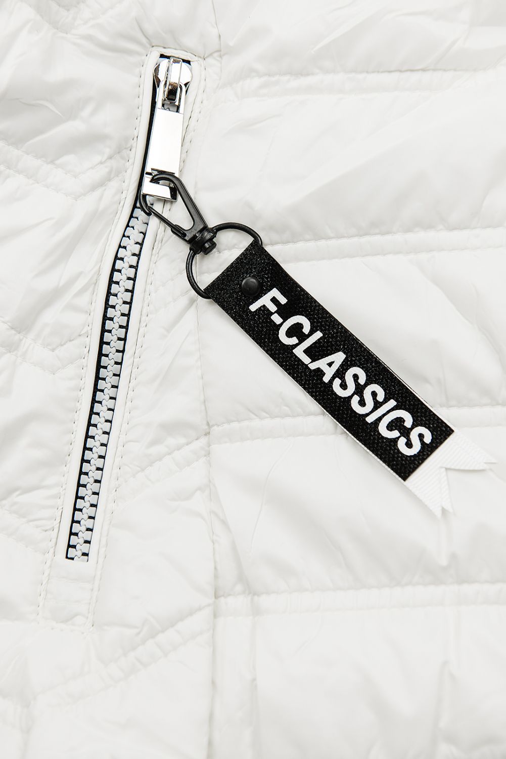 Bela lahka prehodna jakna