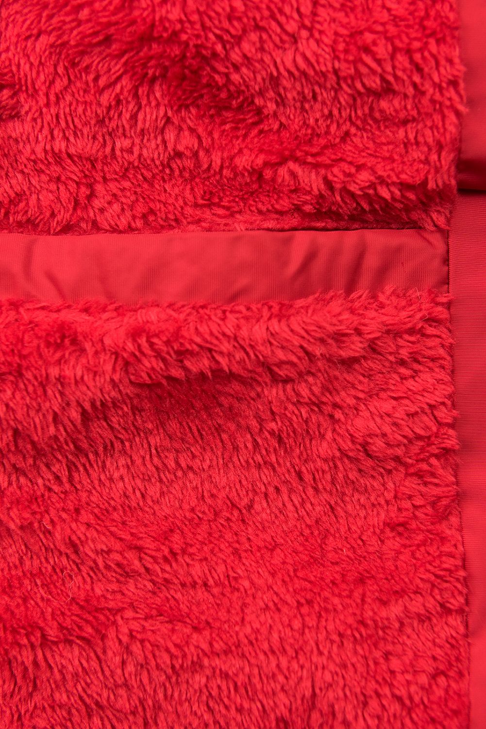 Rdeča daljša zimska bunda