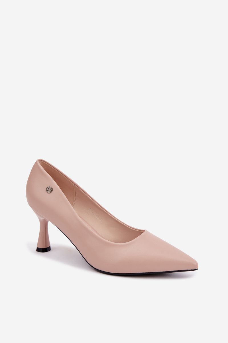 Bež salonarji s tanko peto
