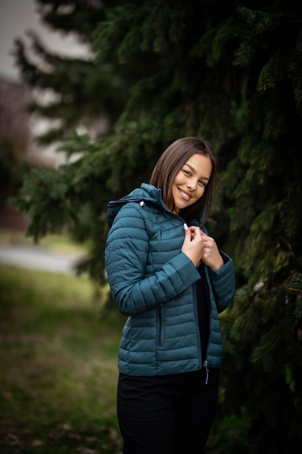 Črna prešita jakna za pomlad/jesen