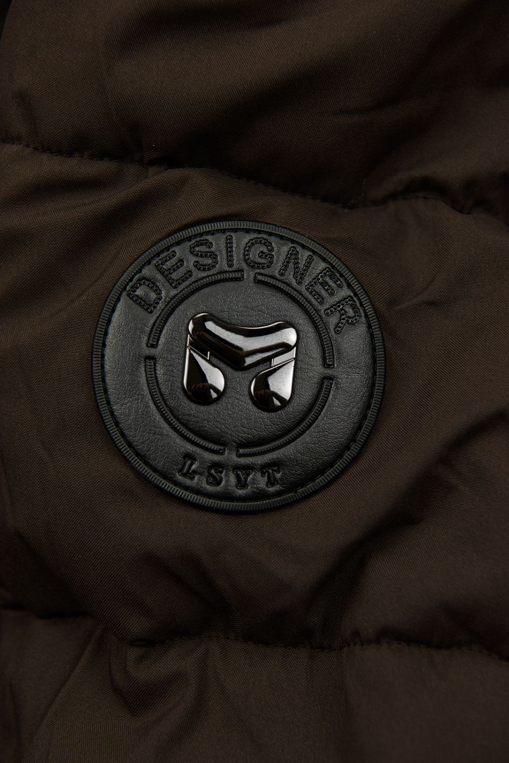 Ženska zimska jakna s kapuco rjava DESIGN