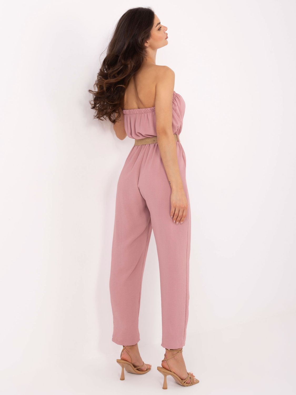 Roza kombinezon z pasom RUE PARIS